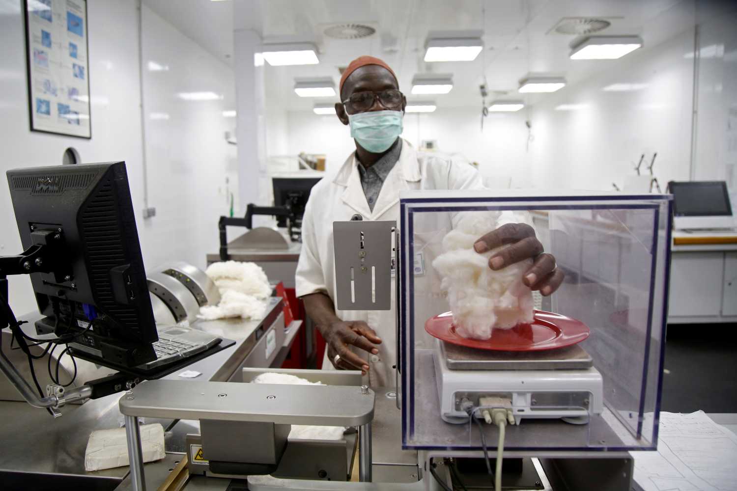 A man works inside a laboratory at Sofitex, Burkina Fasos biggest cotton company, in Bobo-Dioulasso, Burkina Faso March 9, 2017. Picture taken March 9, 2017.   To match Special Report MONSANTO-BURKINA/COTTON     REUTERS/Luc Gnago - RC1C1E0B1B00