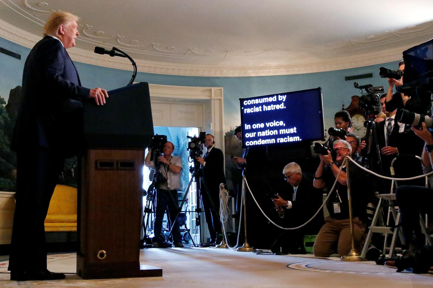U.S. President Donald Trump speaks about the shootings in El Paso and Dayton in the Diplomatic Room of the White House in Washington, U.S., August 5, 2019. REUTERS/Leah Millis     TPX IMAGES OF THE DAY - RC12ACFFDB90