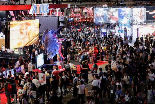 Visitors are seen at Tokyo Game Show 2019 in Chiba, east of Tokyo, Japan, September 12, 2019. REUTERS/Issei Kato - RC1ACC4760F0