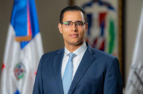 Minister Juan Ariel Jimenez