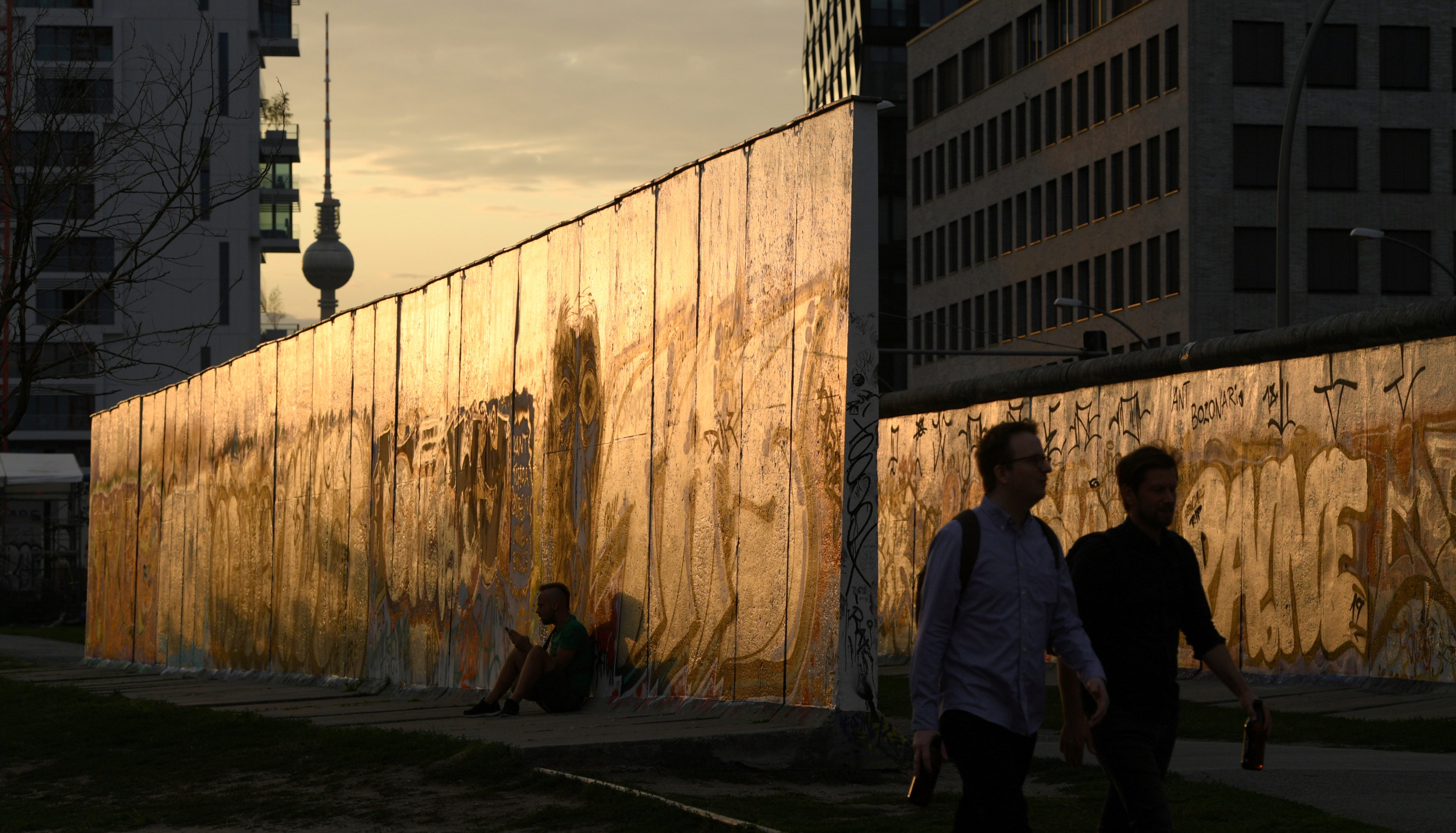 The East Side Gallery, a segment of the original wall which has been turned into an open-air museum, August 12, 2019. (Annegret Hilse/Reuters)