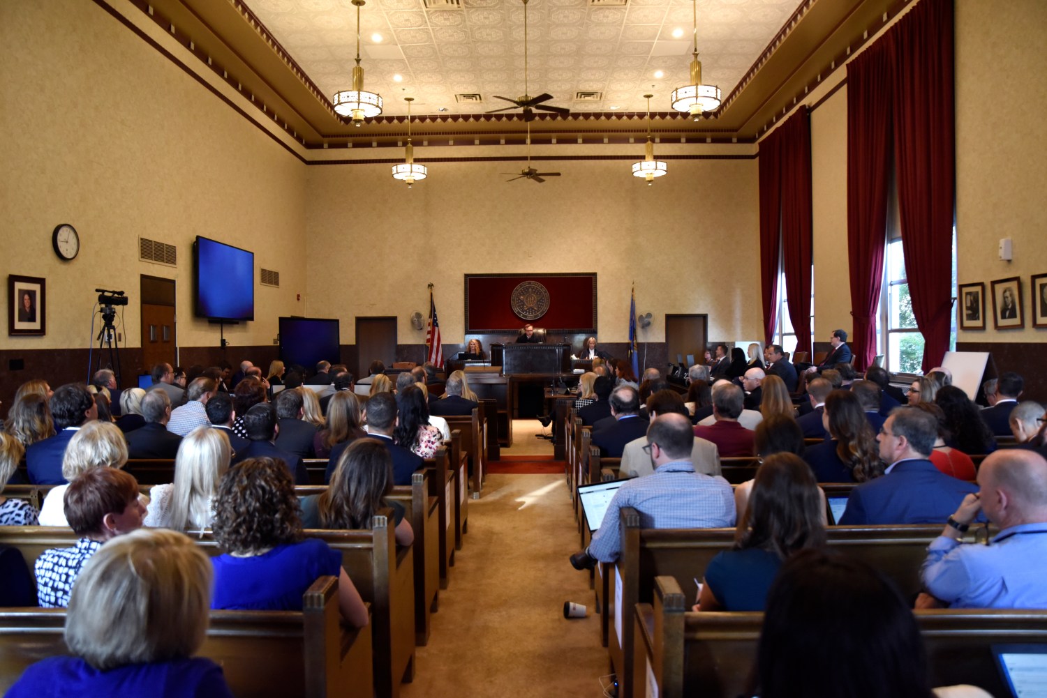 Judge Thad Balkman welcomes a full court on the first day of a trial of Johnson & Johnson over claims they engaged in deceptive marketing that contributed to the national opioid epidemic in Norman, Oklahoma, U.S. May 28, 2019.  REUTERS/Nick Oxford - RC1B6406EEF0