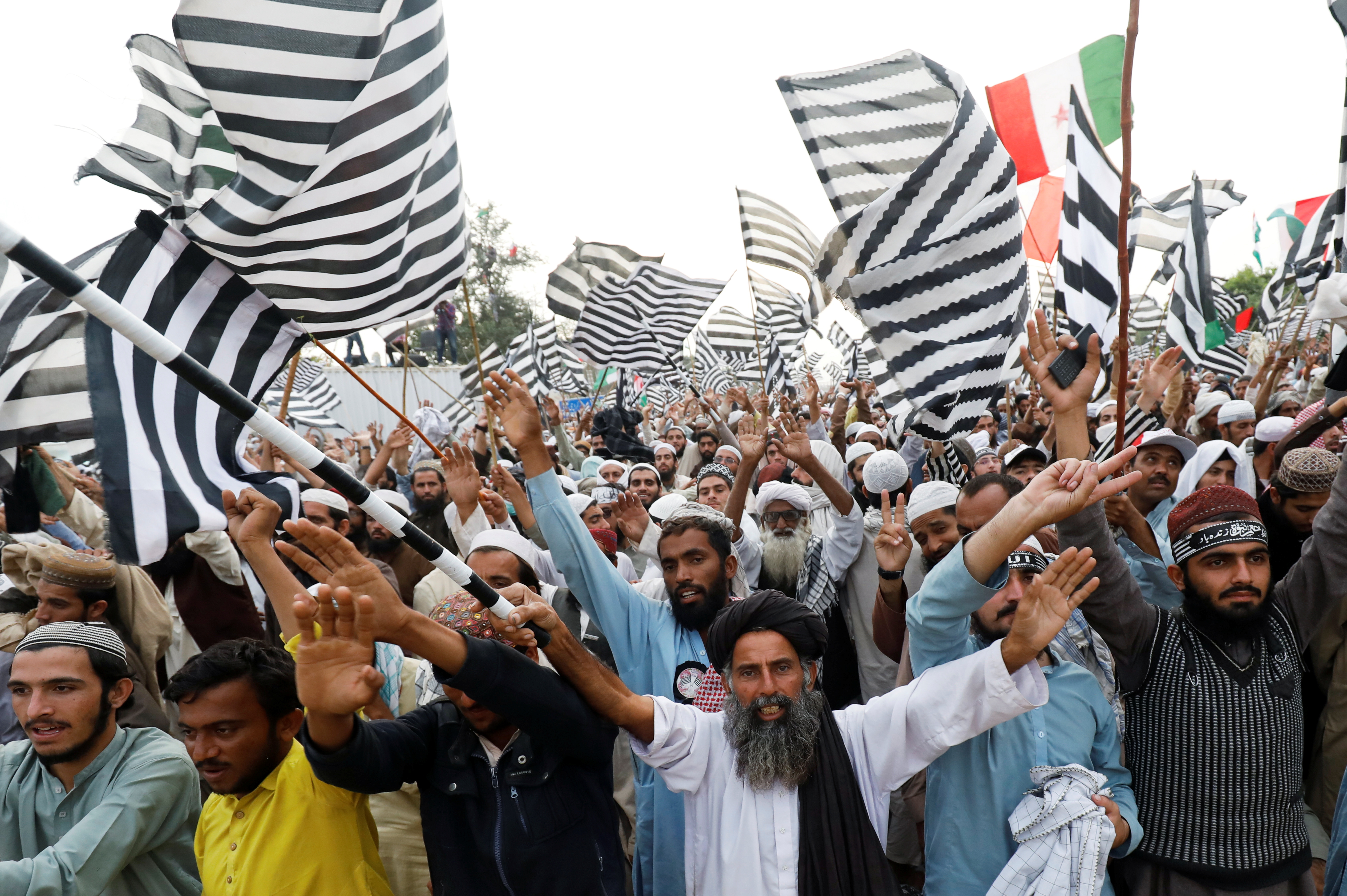 Pakistan's ruling coalition party wins majority in Karachi by