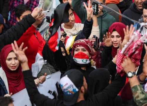 Iraqi demonstrators shout slogans during ongoing anti-government protests in Baghdad, Iraq January 10, 2020. REUTERS/Thaier al-Sudani - RC21DE9ZWPX7