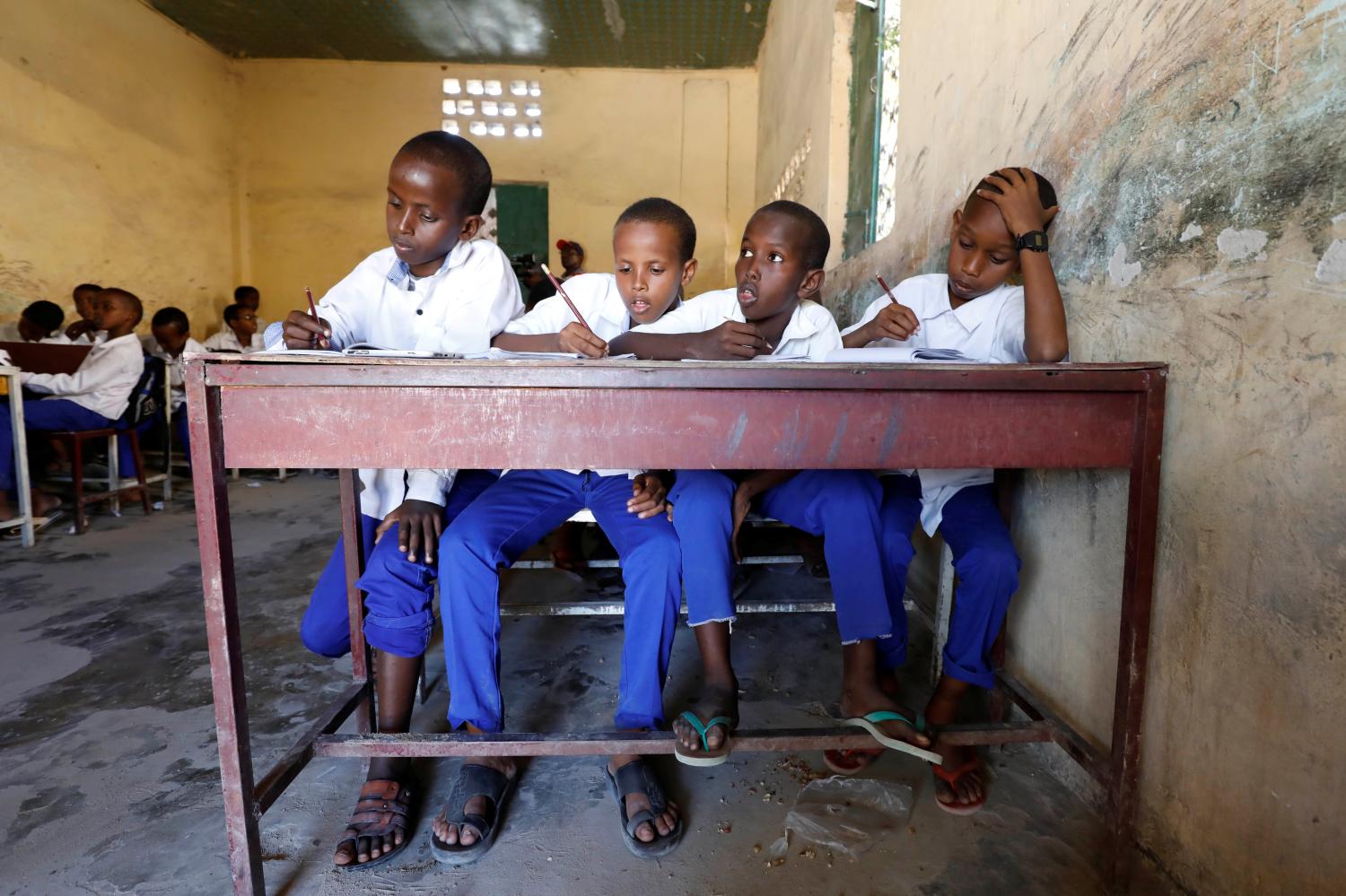 Primary school students attend a class at school that uses a new unified Somali curriculum, at Banadir zone school in Mogadishu, Somalia September 22, 2019. Picture taken September 22, 2019.REUTERS/Feisal Omar