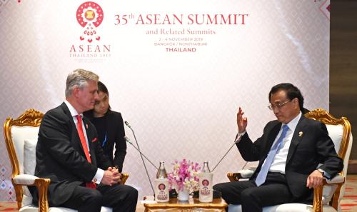 U.S. National Security Advisor Robert C. O'Brien and Chinese Premier Li Keqiang attend the East Asia Summit (EAS) in Bangkok, Thailand, November 4, 2019. REUTERS/Chalinee Thirasupa