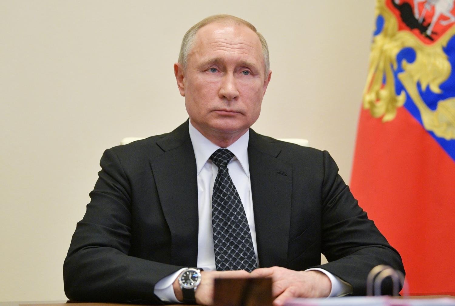 Russian President Vladimir Putin chairs a meeting with members of the Security Council via a video link at the Novo-Ogaryovo state residence outside Moscow, Russia April 16, 2020. Sputnik/Alexei Druzhinin/Kremlin via REUTERS  ATTENTION EDITORS - THIS IMAGE WAS PROVIDED BY A THIRD PARTY.