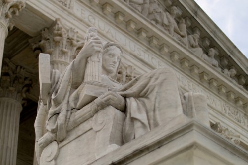 FILE PHOTO: A general view of the U.S. Supreme Court building in Washington, U.S. May 8, 2020. REUTERS/Jonathan Ernst