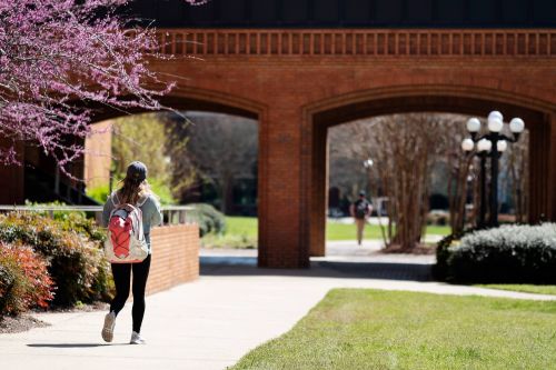 More than 500 students are living on the Mississippi State University campus in Starkville amid the coronavirus outbreak. The students are practicing social distancing across 16 resident halls and the College View Apartments student housing development.MsU