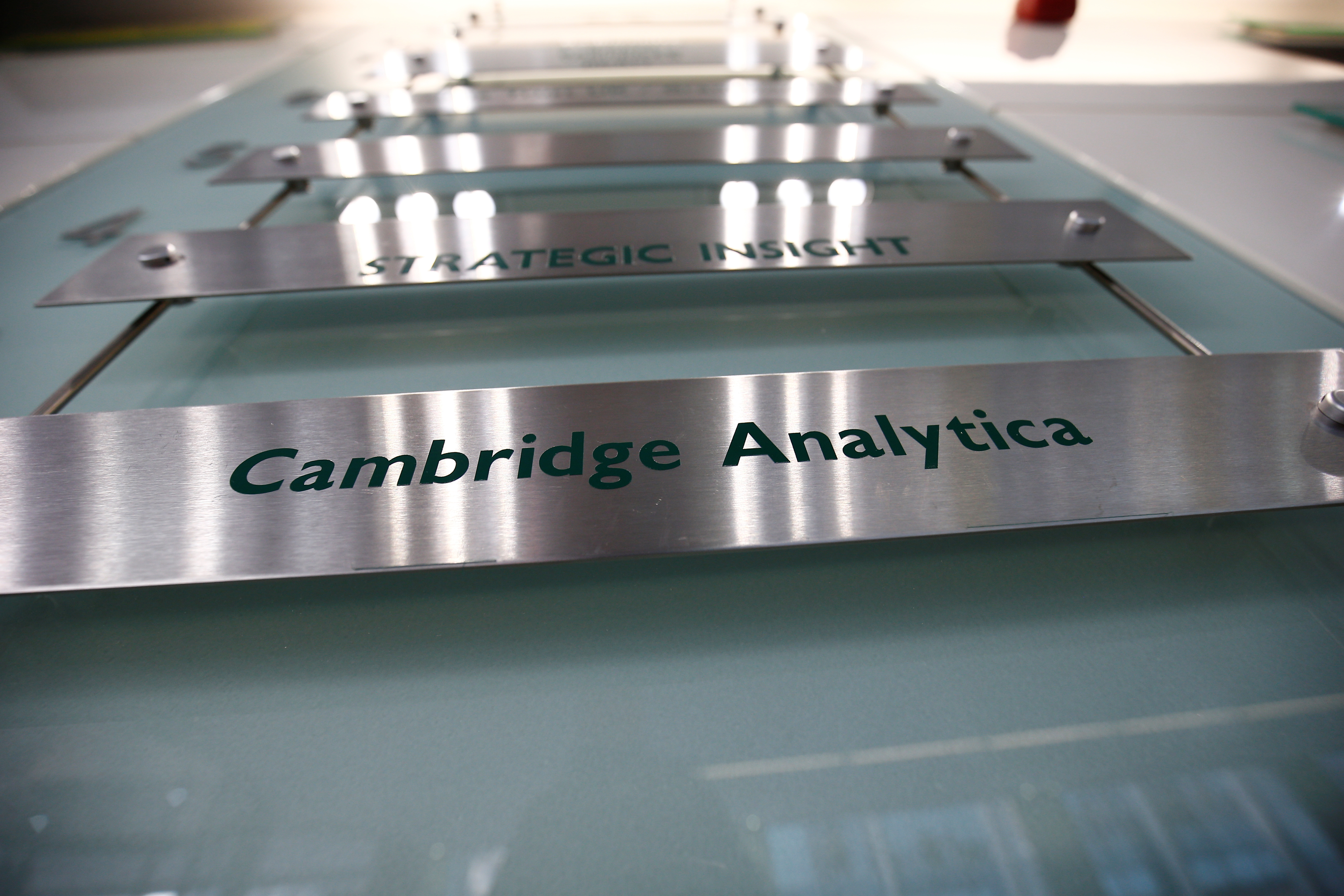 The nameplate of political consultancy, Cambridge Analytica, is seen in central London, Britain March 21, 2018.   REUTERS/Henry Nicholls