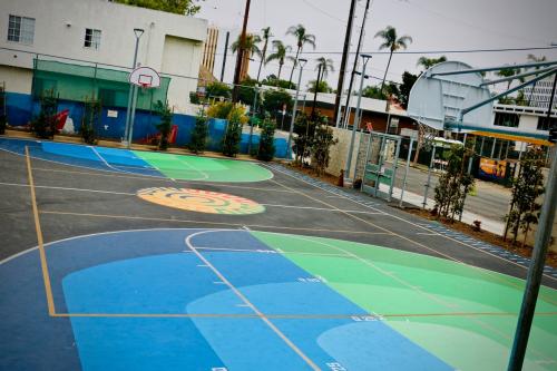 Fraction Ball court in California