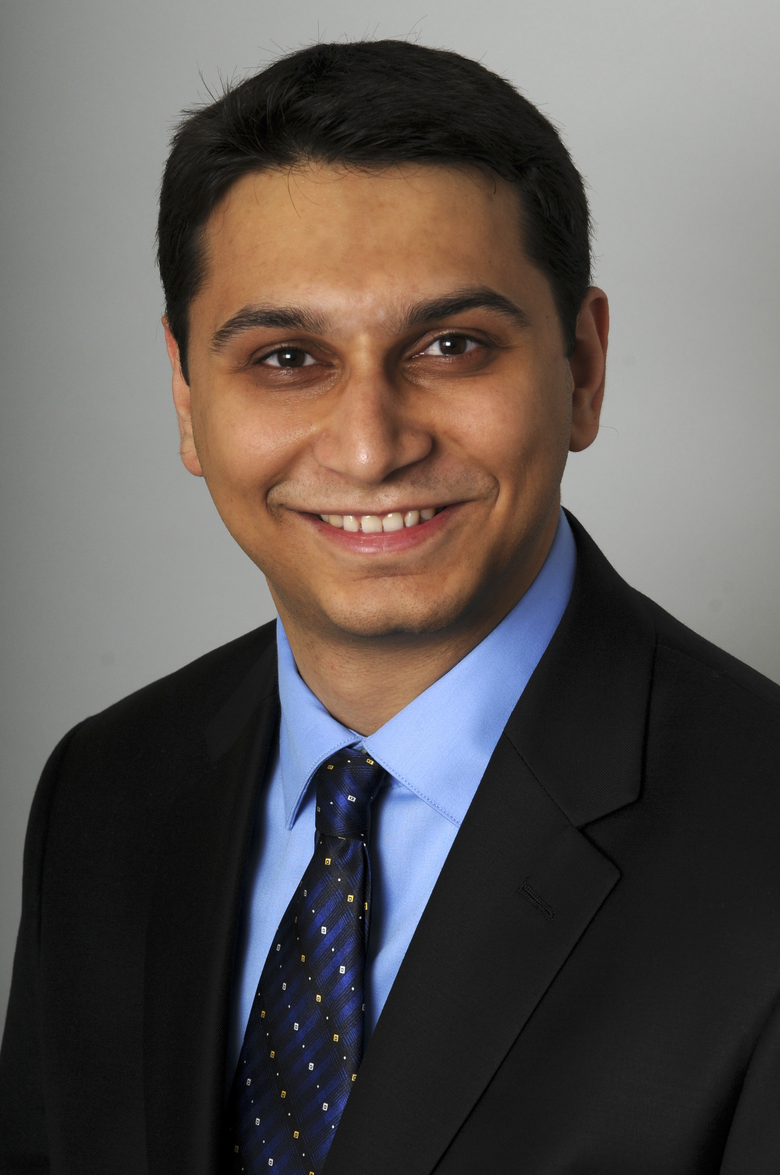 Sanjay Patnaik at the HBS campus in Boston April 19, 2011Photographer: Neal Hamberg