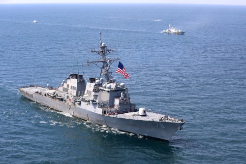 The U.S. Navy Arleigh Burke-class guided-missile destroyer USS Porter sails in formation during the multinational maritime exercise Sea Breeze 2020, co-hosted by Ukraine and the United States, in the Black Sea July 25, 2020.   Ukrainian Defence Ministry/Handout via REUTERS  ATTENTION EDITORS - THIS IMAGE WAS PROVIDED BY A THIRD PARTY