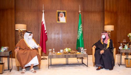 FILE PHOTO: Saudi Arabia's Crown Prince Mohammed bin Salman meets Qatar's Emir Sheikh Tamim bin Hamad al-Thani during the Gulf Cooperation Council's (GCC) 41st Summit in Al-Ula, Saudi Arabia January 5, 2021. Bandar Algaloud/Courtesy of Saudi Royal Court/Handout via REUTERS ATTENTION EDITORS - THIS PICTURE WAS PROVIDED BY A THIRD PARTY/File Photo