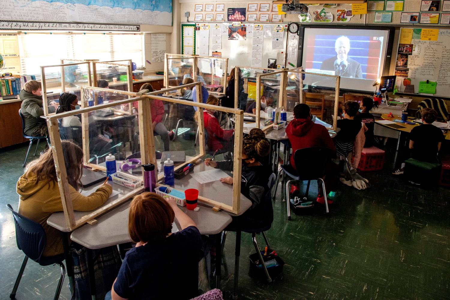 Students in Anne Lefler   s fifth grade class at South Knoxville Elementary watch as President Joe Biden speaks to the nation in his inauguration speech on Wednesday, January 20, 2021.Kns Inauguration School Bp