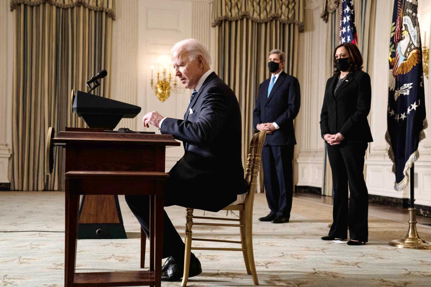 John Kerry, the U.S. Special Presidential Envoy for Climate, greets U.S. President Joe Biden and U.S. Vice President Kamala Harris before the start of an event on the administrations response to climate change in the State Dining Room of the White House in Washington.Featuring: Joe Biden, Kamala Harris, John KerryWhere: Washington, District Of Columbia, United StatesWhen: 27 Jan 2021Credit: POOL/CNP/InStar/Cover Images