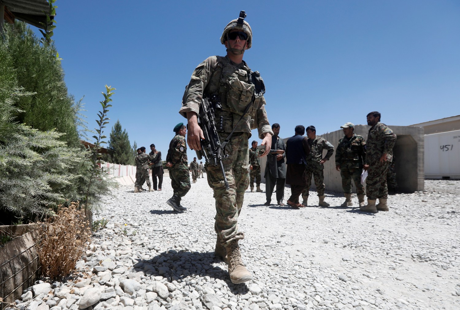 FILE PHOTO: A U.S. soldier keeps watch at an Afghan National Army (ANA) base in Logar province, Afghanistan August 5, 2018. REUTERS/Omar Sobhani/File Photo