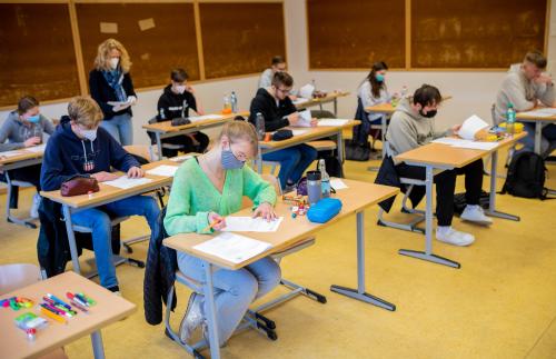 Pupils write their final exams in the subject "History" in a classroom at the Gymnasium Mellendorf in the region of Hanover. The Abitur examinations in Lower Saxony begin today.