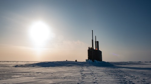 The USS Toledo (SSN-769) arrives at Ice Camp Seadragon on the Arctic Ocean kicking off Ice Exercise (ICEX) 2020.Ice Camp Seadragon is a temporary ice camp that was established on a sheet of ice in the Arctic Ocean.ICEX 2020 is a three-week, biennial exercise that offers the Navy the opportunity to assess its operational readiness in the Arctic and train with other services, partner nations and Allies to increase experience in the region, and maintain regional stability while improving capabilities to operate in the Arctic environment.Where: United StatesWhen: 04 Mar 2020Credit: US Navy/Cover Images**SURFACING VIDEO AVAILABLE: info@cover-images.com**