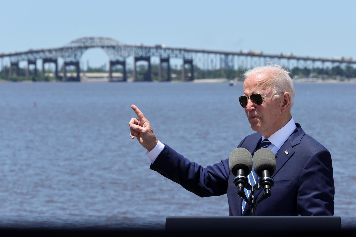 U.S. President Joe Biden delivers remarks on his American Jobs Plan near the Calcasieu River Bridge in Lake Charles, Louisiana, U.S., May 6, 2021.  REUTERS/Jonathan Ernst