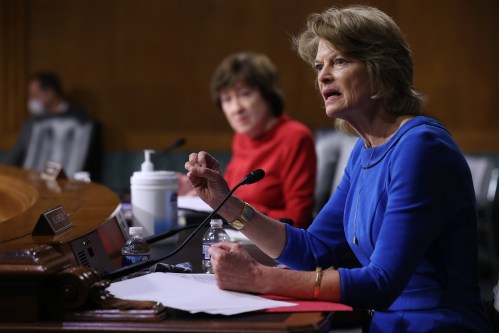 WASHINGTON, DC - APRIL 20: Senate Appropriations Committee member Sen. Lisa Murkowski (R-AK) questions members of the Biden administration during a hearing in the Dirksen Senate Office Building on Capitol Hill on April 20, 2021 in Washington, DC. Biden cabinet members, including Transportation Secretary Pete Buttigieg, testified about the American Jobs Plan, the administration's $2.3 trillion infrastructure plan that has yet to win over a single Republican in Congress. (Photo by Chip Somodevilla/Pool/Sipa USA)No Use Germany.