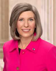 Official portrait: Sen. Joni Ernst