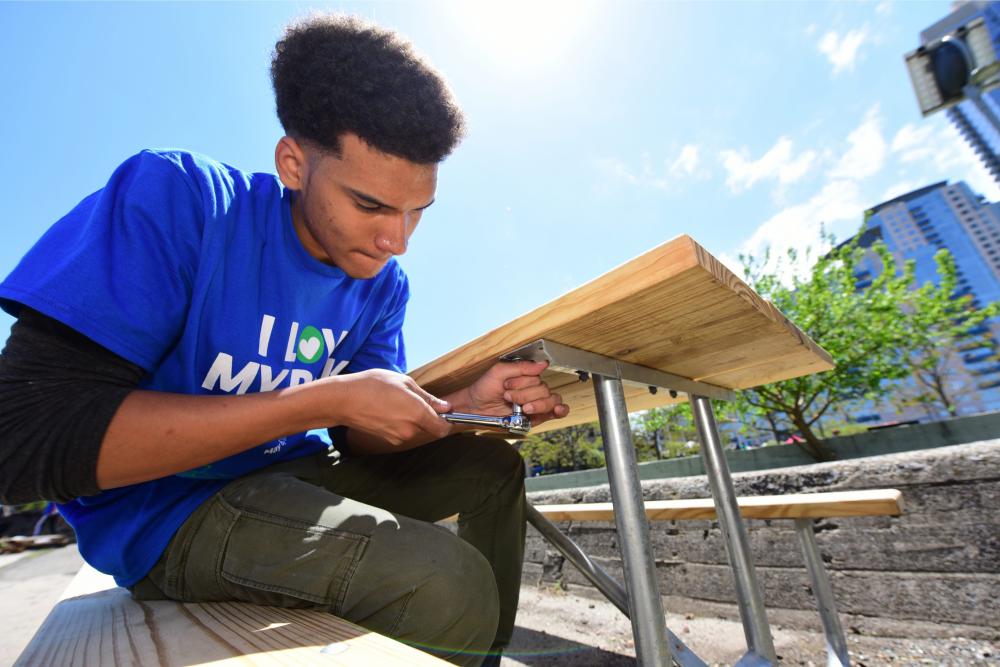 National service participant building table