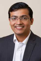 Shantanu Agarwal headshot