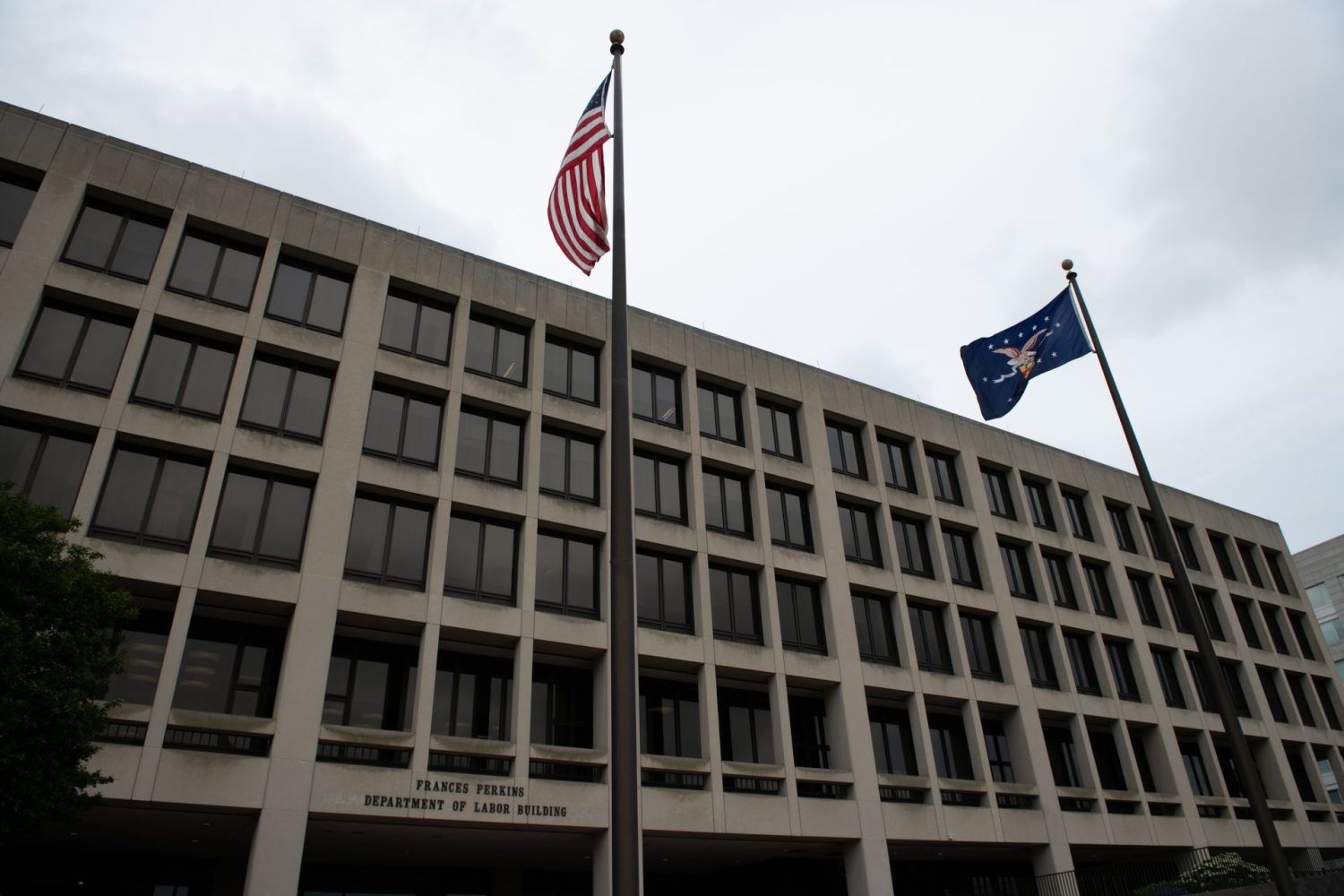 A general view of the U.S. Department of Labor in Washington, D.C., on May 28, 2020 amid the Coronavirus pandemic. This week marked 100,000 confirmed COVID-19 deaths in the United States, as outbreaks accelerated in more than a dozen states and many countries across the global south according to reports. (Graeme Sloan/Sipa USA)No Use UK. No Use Germany.