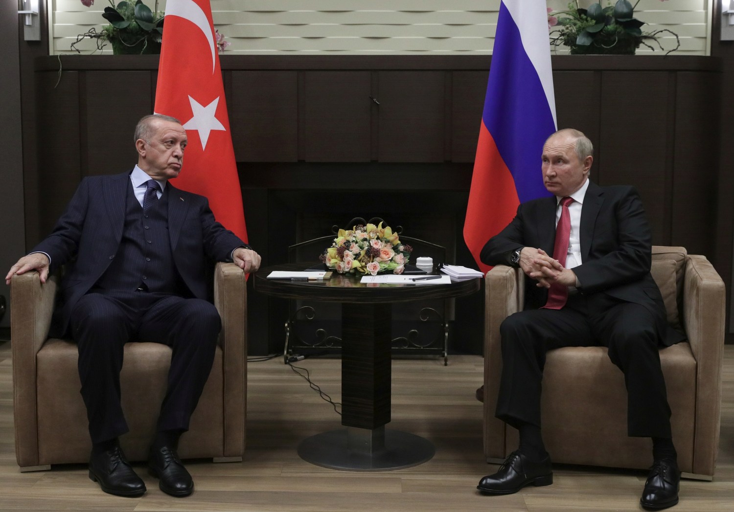 Russian President Vladimir Putin attends a meeting with Turkish President Tayyip Erdogan in Sochi, Russia September 29, 2021. Sputnik/Vladimir Smirnov/Pool via REUTERS  ATTENTION EDITORS - THIS IMAGE WAS PROVIDED BY A THIRD PARTY.