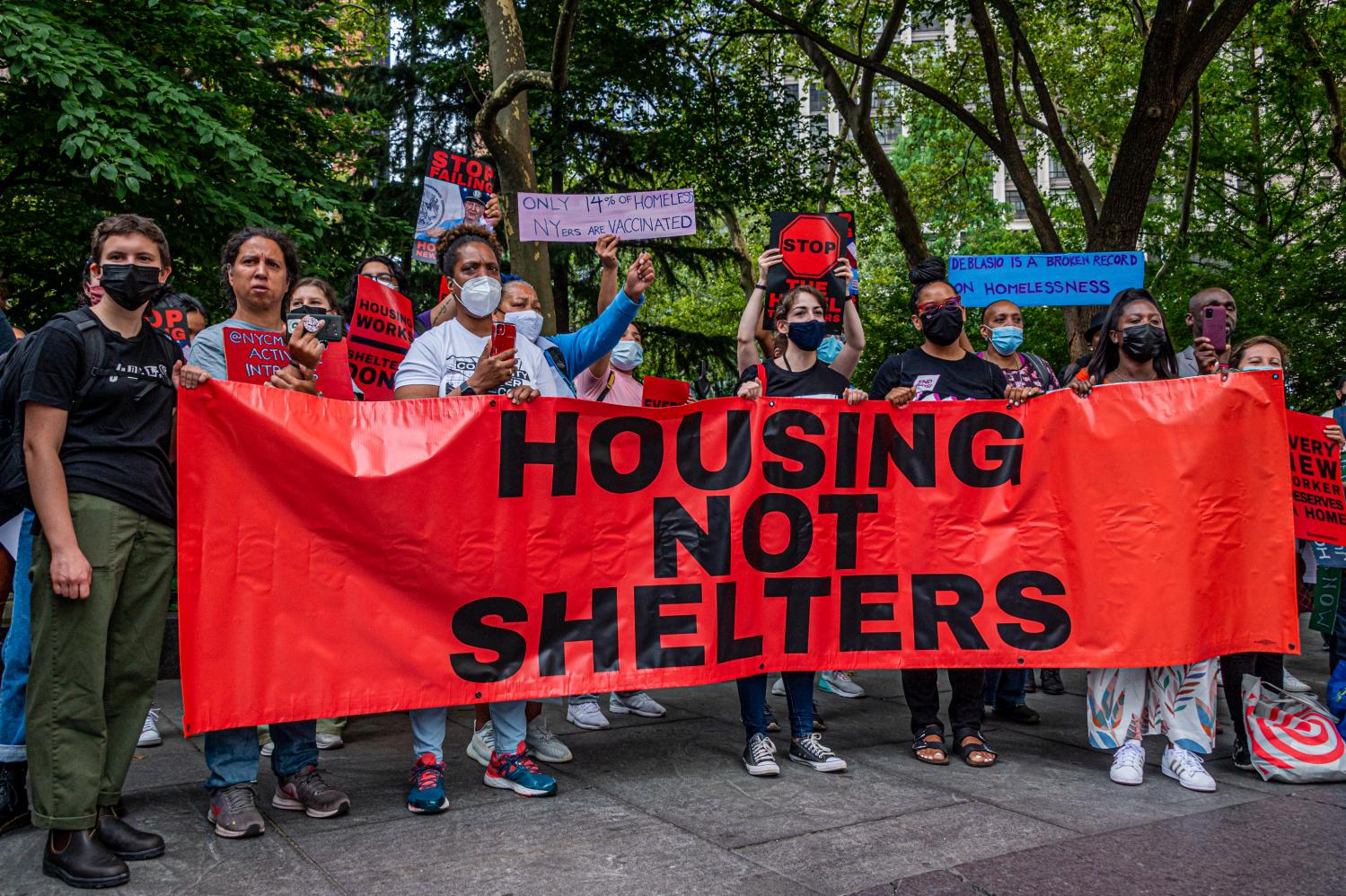 Members of a NYC homeless advocacy coalition staged a direct action on July 29, 2021 outside City Hall to call out Mayor de Blasios Broken Record on Homelessness. Some participants engaged in an act of civil disobedience, resulting in 9 arrests. The group demand that the Mayor and city agencies act immediately to halt inhumane and poorly executed transfers of single New Yorkers experiencing homelessness from COVID-safe hotels into the unsafe congregate shelter system; stop NYPD street sweeps of people into the shelter system; and for the Mayor to take immediate action on Intro 146, a bill which require the City to pay higher rates in its rental assistance voucher program for homeless New Yorkers, which are currently so low as to be useless for the majority of people who qualify. (Photo by Erik McGregor/Sipa USA)No Use Germany.