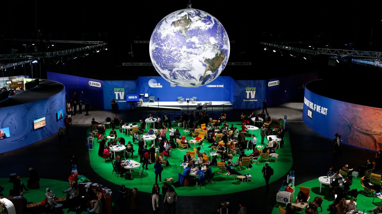 Participants rest in the Climate Action Hub during the sixth day of the COP26 UN Climate Change Conference, held by UNFCCC inside the COP26 venue - Scottish Event Campus in Glasgow, Scotland on November 5, 2021.  COP26, running from October 31 to November 12 in Glasgow, will be the most significant climate conference since the 2015 Paris summit as the nations are expected to set new greenhouse gas emission targets in order to slow the global warming, as well as firming up other key commitments. (Photo by Dominika Zarzycka/NurPhoto)NO USE FRANCE