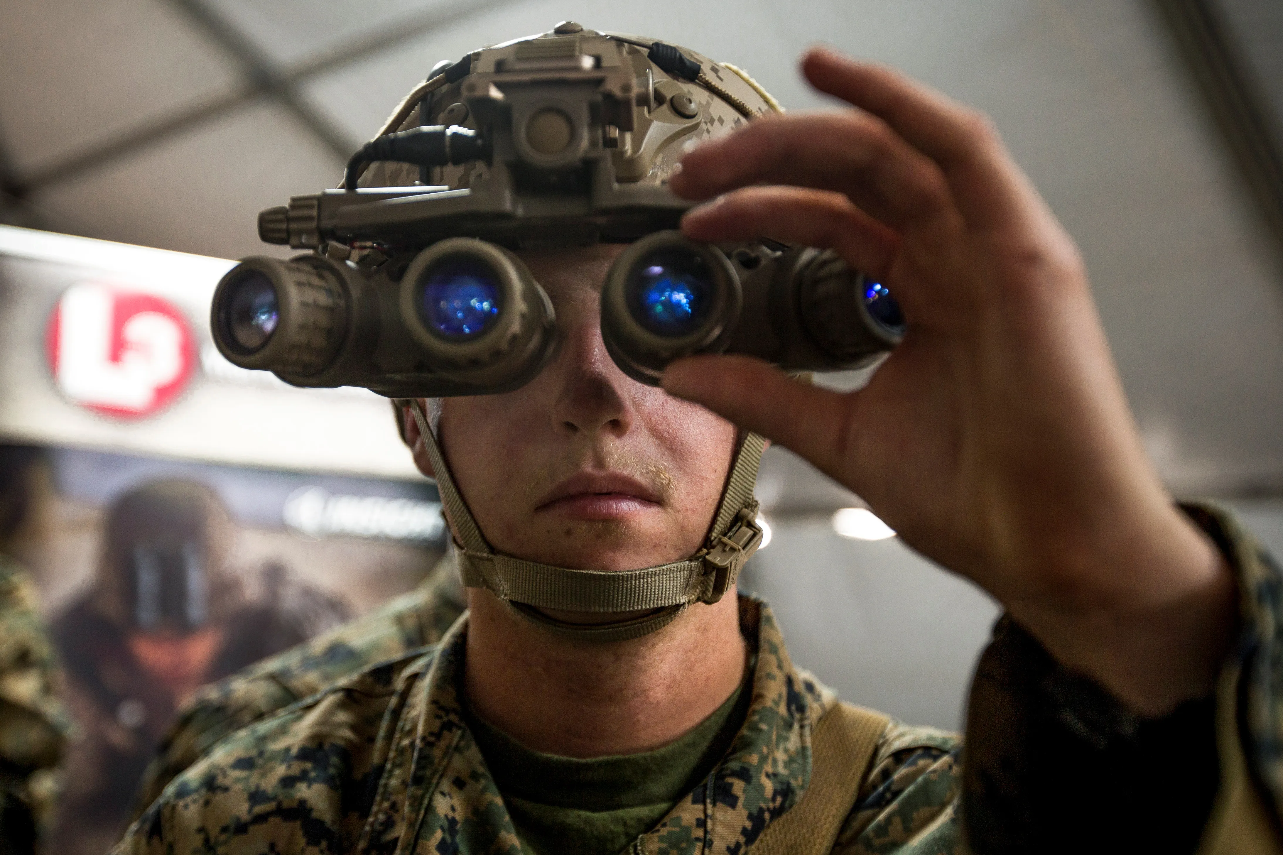 U.S. Marine Corps Lance Cpl. Skyler Stevens uses new night optics technology during Advanced Naval Technology Exercise 2018 (ANTX-18) at Marine Corps Base Camp Pendleton, California, March 19, 2018. Picture taken March 19, 2018.  U.S. Marine Corps/Lance Cpl. Rhita Daniel/Handout via REUTERS.  ATTENTION EDITORS - THIS IMAGE WAS PROVIDED BY A THIRD PARTY