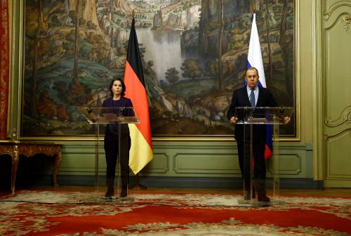 Russian Foreign Minister Sergei Lavrov and German Foreign Minister Annalena Baerbock attend a joint news conference following their meeting in Moscow, Russia January 18, 2022. REUTERS/Maxim Shemetov/Pool