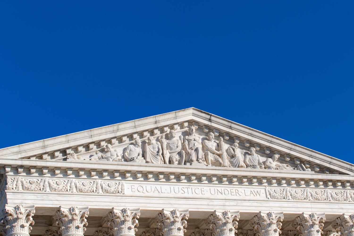 The Supreme Court is seen on January 26, 2022 as news breaks that Supreme Court Justice Stephen Breyer will announce his retirement (Photo by Bryan Olin Dozier/NurPhoto)NO USE FRANCE