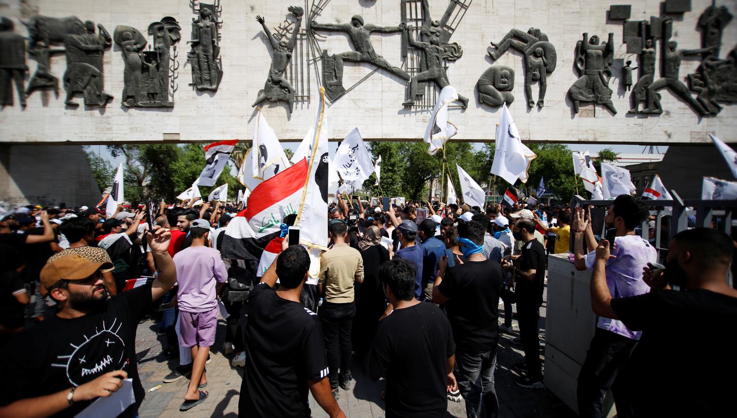 Iraqi protesters gather to mark the second anniversary of the anti-government protests in Baghdad, Iraq October 1, 2021. REUTERS/Saba Kareem