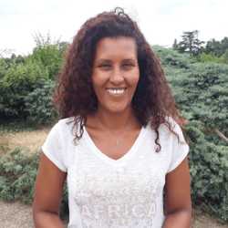 Addis Birhanu headshot