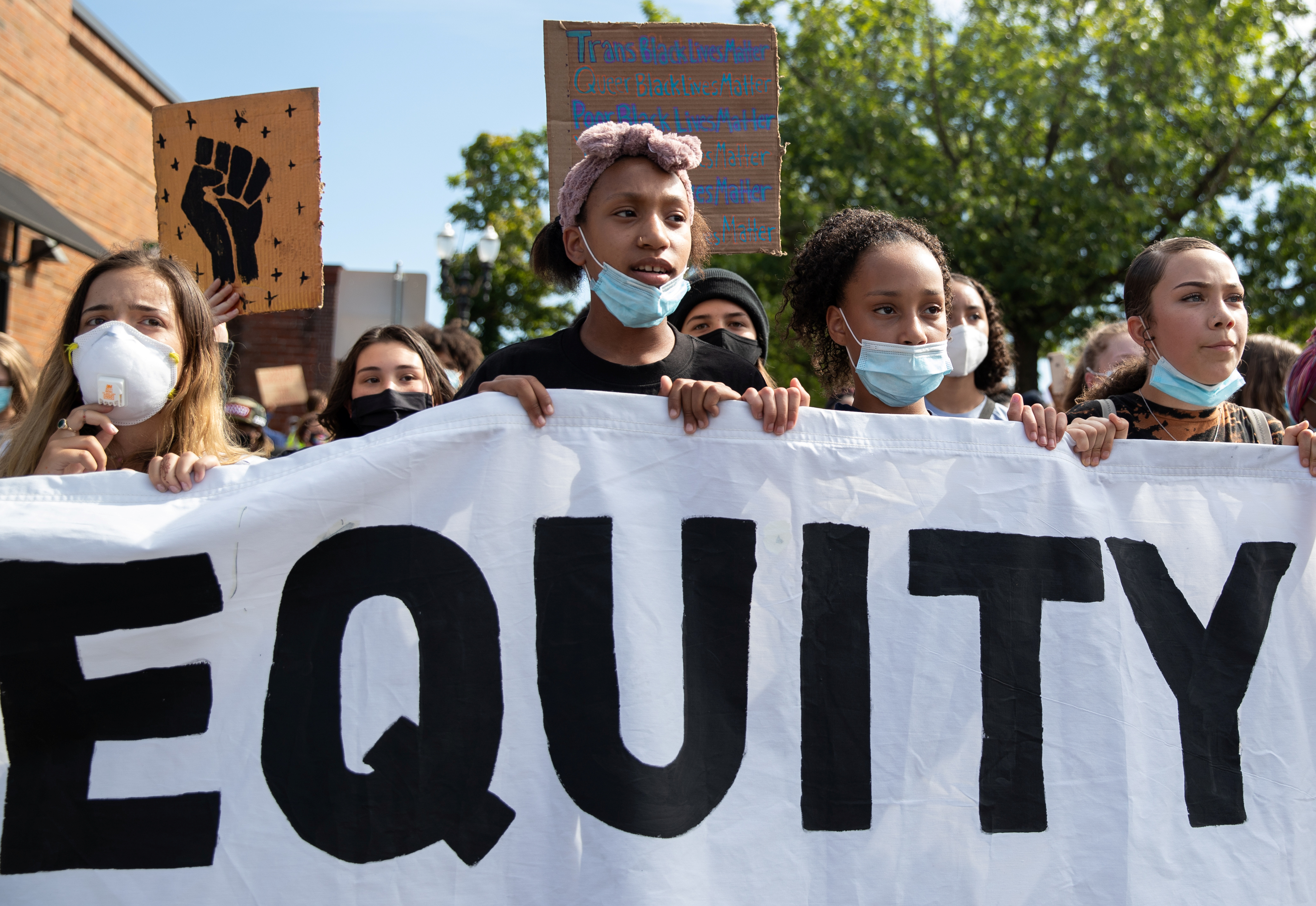 Young protesters march for justice system reform and equity in education in Portland, Oregon, U.S., August 1, 2020. REUTERS/Caitlin Ochs