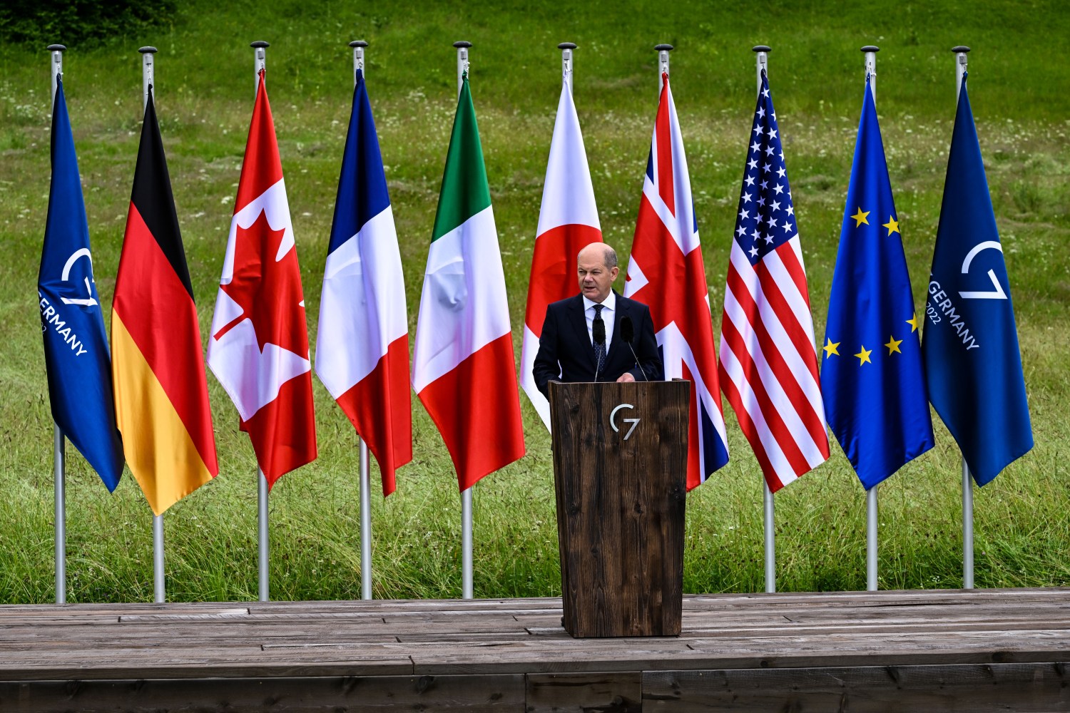 German Chancellor Olaf Scholz (SPD) speaks at a press conference at the end of the G-7 summit at Schloss Elmau.