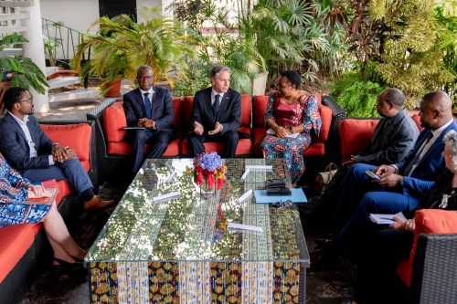 U.S. Secretary of State Antony Blinken meets with members of civil society, including Denis Mukwege from Panzi Hospital, at the U.S. Ambassador's Residence in Kinshasa, Congo August 10, 2022. Andrew Harnik/Pool via REUTERS