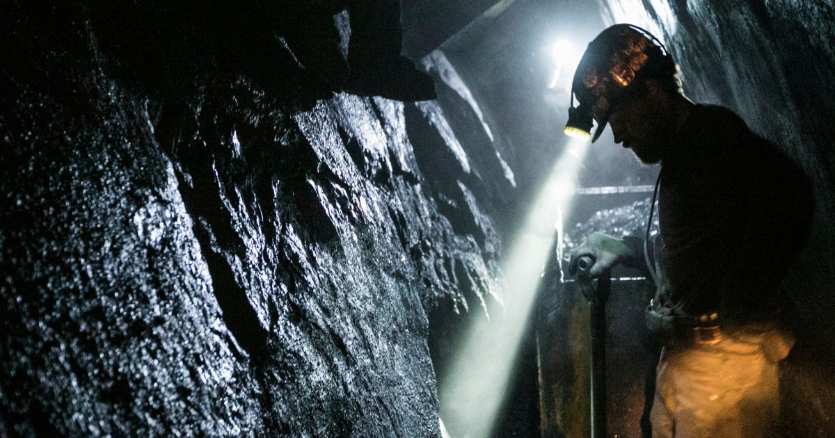 Enable a just transition for American fossil fuel workers through federal action