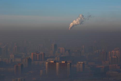 Emissions from a power plant chimney rise over Ulaanbaatar, Mongolia January 13, 2017.  REUTERS/B. Rentsendorj   SEARCH "RENTSENDORJ POLLUTION" FOR THIS STORY. SEARCH "WIDER IMAGE" FOR ALL STORIES.      TPX IMAGES OF THE DAY