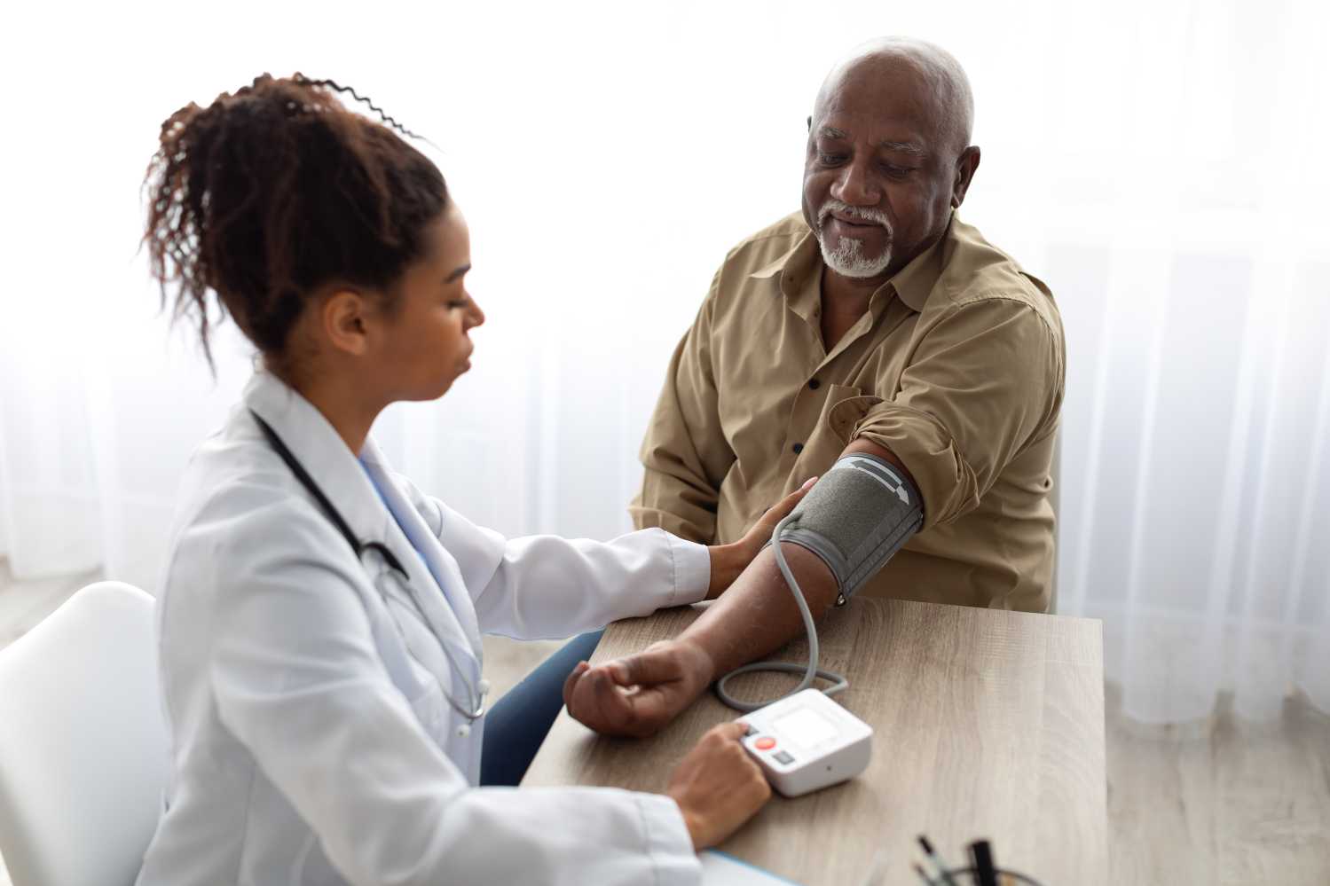 Medicare patient with doctor