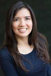 headshot of Laura Cuesta