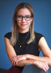 headshot of Jeanna Smialek