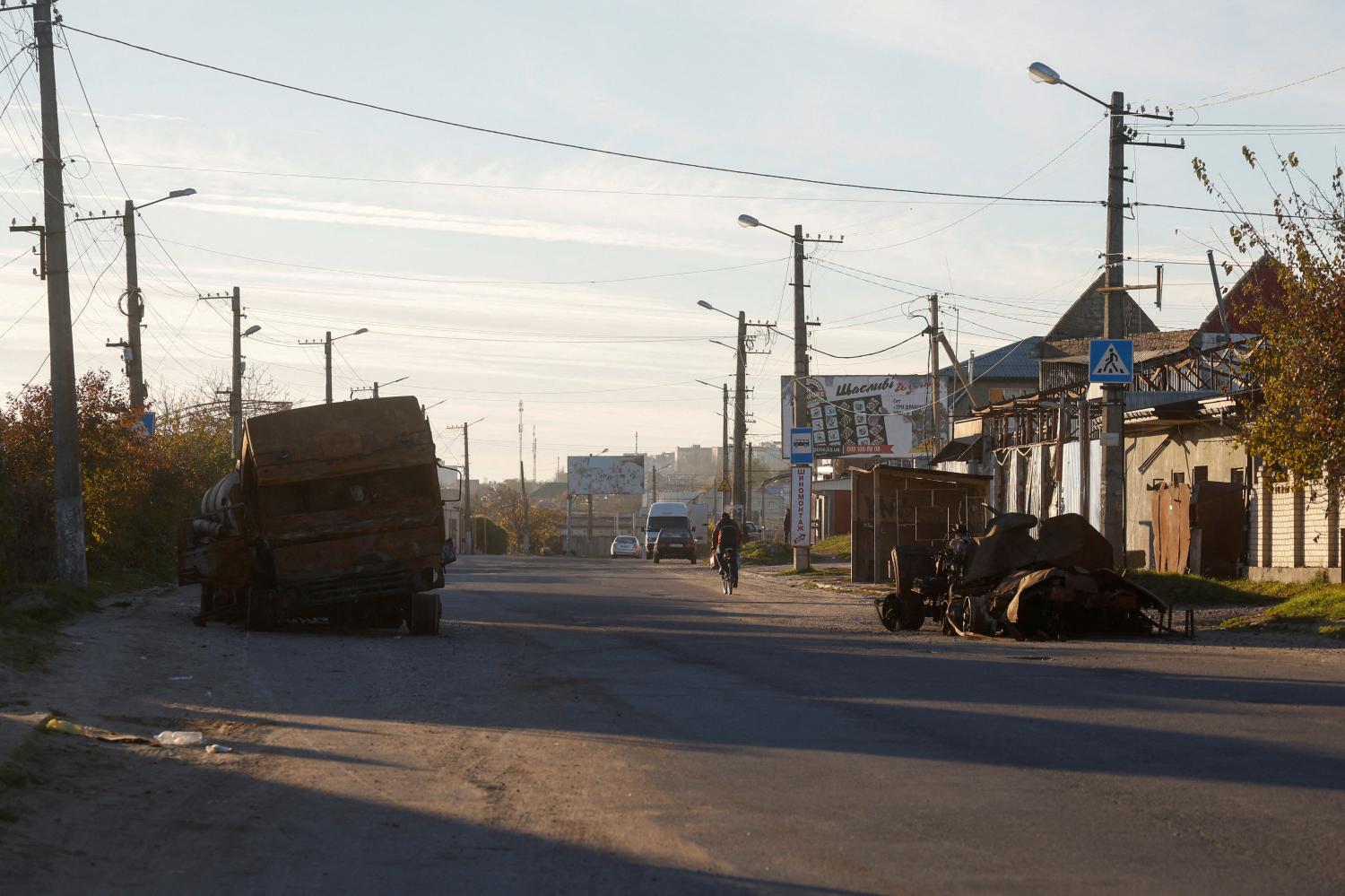 A view shows destroyed military vehicles after Russia's retreat from Kherson, in Kherson, Ukraine November 14, 2022.  REUTERS/Valentyn Ogirenko