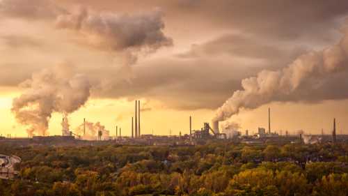 Smoke,From,Industrial,Into,The,Atmosphere