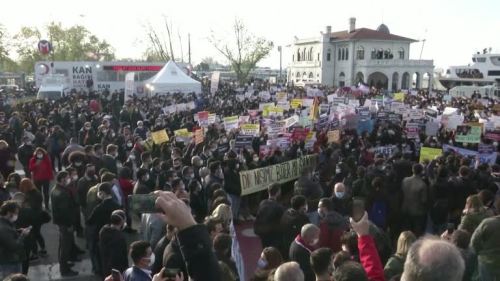 Boğaziçi faculty standing protest