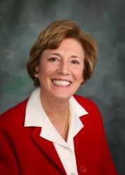 Suzanne Scholte headshot