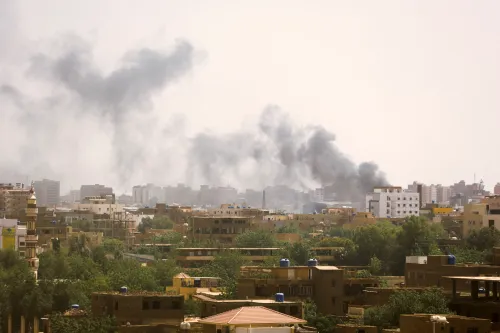 Smoke rises over buildings during clashes between the paramilitary Rapid Support Forces and the army in Khartoum, Sudan April 17, 2023. REUTERS/Stringer